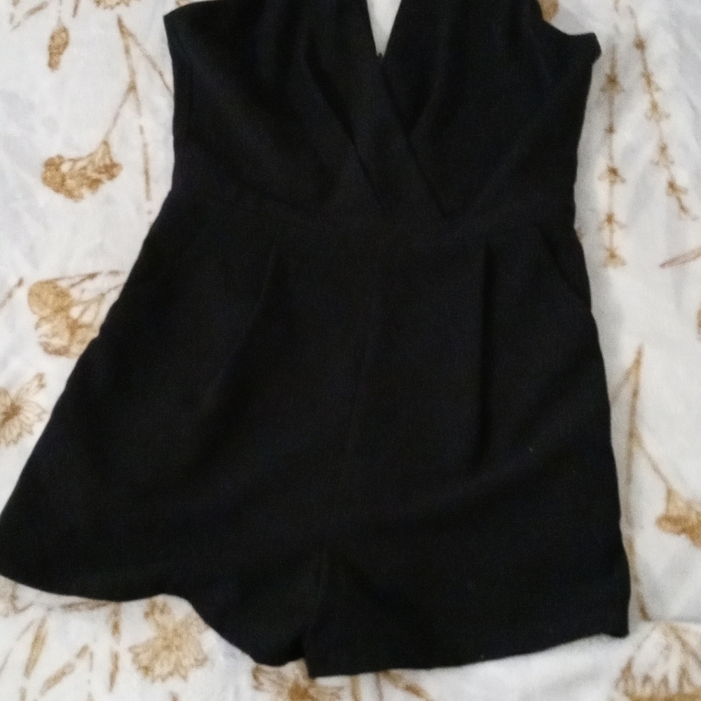 Black Romper VNeck Size Small Concert Festival - Picture 4 of 5